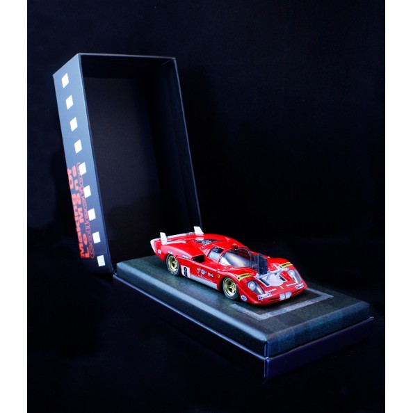 Fly E2064 Ferrari making of Le Mans con cámaras 3d