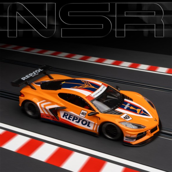 NSR 0440AW Corvette C8R Repsol naranja n41