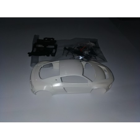 NSR 1408 Carrocería blanca Audi R8